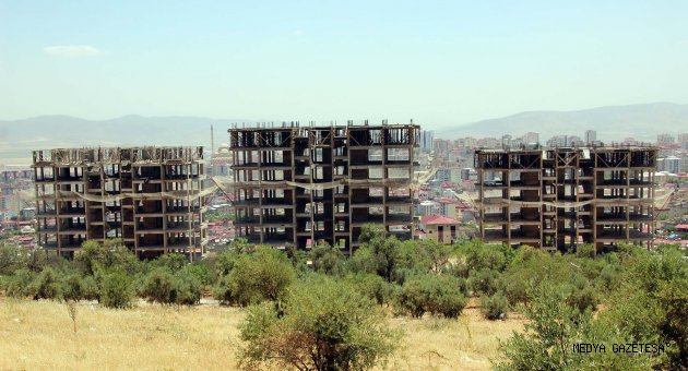 Saçaklızade Konutlarında katlar yükseliyor