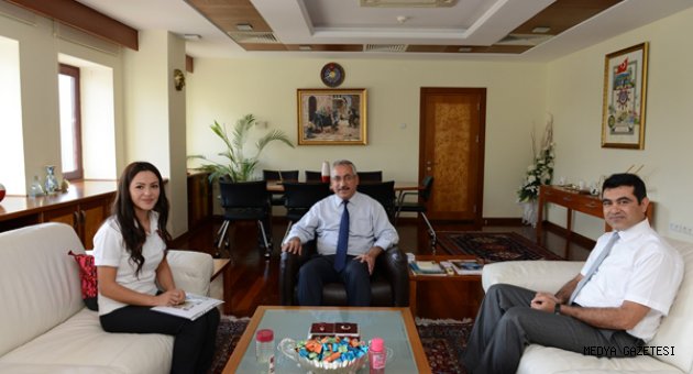 Safiye Sarıtürk Rektör Deveci’yi Ziyaret Etti