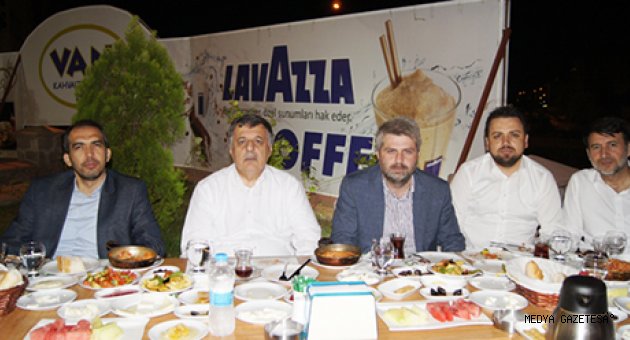 Sahur da Pakdil Rüzgarı !