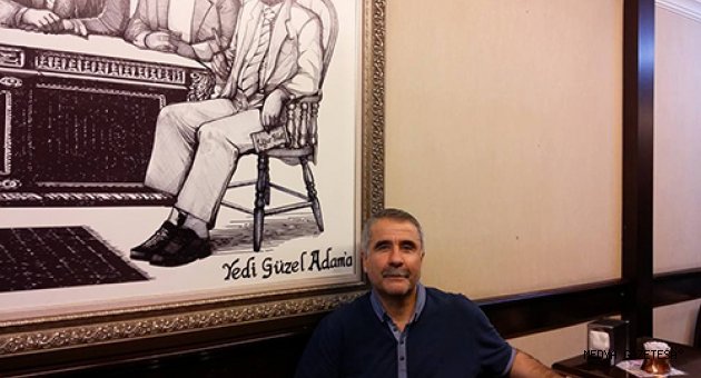 ŞAİR YAZAR AHMET SANDAL KAHRAMANMARAŞ KİTAP FUARINDA