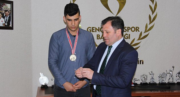 ŞAMPİYONDAN ZİYARET