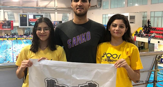 SANKO OKULLARI YÜZÜCÜSÜ 3 TÜRKİYE BİRİNCİLİĞİ KAZANDI