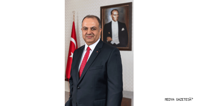 SANKO ÜNİVERSİTESİ HASTANESİ GENEL MÜDÜRÜ DR. KİLECİ: “HEKİMLİK MESLEĞİ, YAŞAM BOYU ÖĞRENMEYİ VE ÖĞRENDİKLERİNİ HASSASİYETLE UYGULAYABİLMEYİ GEREKTİRİR”