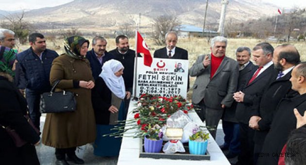 Şehit Polis Memuru Fethi Sekin Mezarı Başında Anıldı