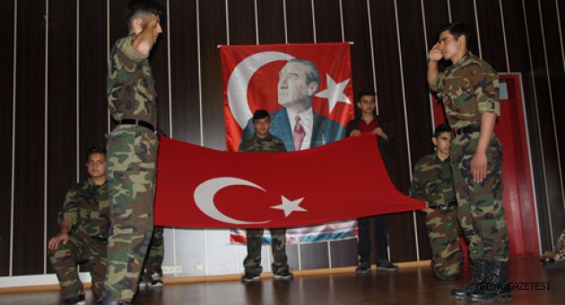 Şehitler İçin Gözyaşı Döktüler.