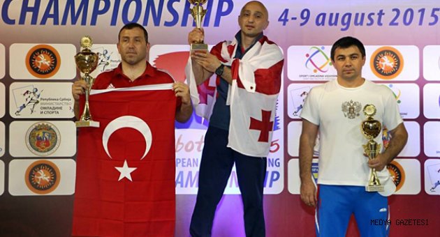 SERBEST GÜREŞ MİLLİ TAKIMIMIZ, AVRUPA İKİNCİSİ OLDU