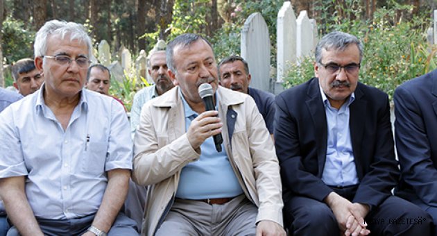 ŞEYH ALİ SEZAİ EFENDİ MEZARI BAŞINDA ANILDI