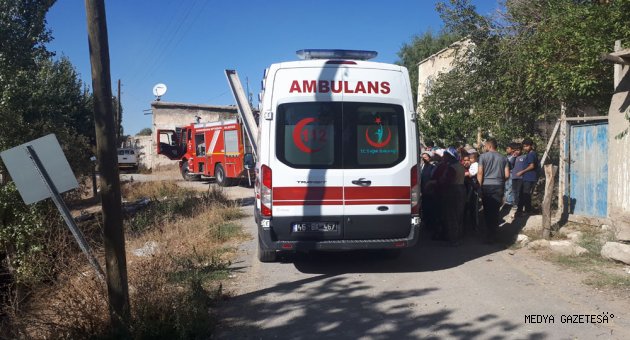 Su kuyusuna düşen çocuğu itfaiye kurtardı