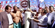 27. GELENEKSEL KARAKUCAK GÜREŞ FESTİVALİ YAPILDI