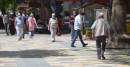 65 yaş ve üzeri vatandaşlar 2.kez dışarıda
