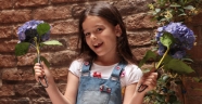 7 YAŞINDA GÖZÜ TİYATRO SAHNESİNDE