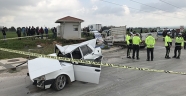 Adana’da iki aracın çarpıştığı kazada 3 kişi hayatını kaybetti