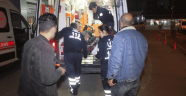 Adana'da motosikletten açılan ateş sonucu iki kişi yaralandı