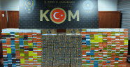 Adana'da otobüste kaçak elektronik sigara kartuşu ve sigara ele geçirildi