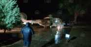 Adana'da sağanak nedeniyle araçta mahsur kalanlar helikopterle kurtarıldı