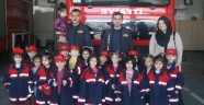 ANAOKULU ÖĞRENCİLERİ İTFAİYECİ ABİLERİNİ ZİYARET ETTİ
