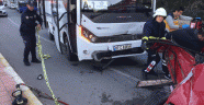 Antalya’da servis midibüsü ile otomobilin çarpıştığı kazada 2 İngiliz öldü