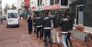 Antalya'da dini duyguları istismar ederek dolandırıcılık yapan 6 kişi tutuklandı