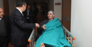 Arıkan hasta ve hasta yakınlarının hayır duasını aldı