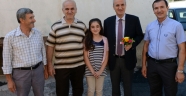 Bağlarbaşı mahallesini ziyaret etti.