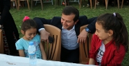 BAŞKAN BOZDAĞ, İLÇEDE YAŞAYAN YETİM VE ÖKSÜZLERE İFTAR VERDİ.