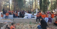 BAŞKAN BOZDAĞ VE 15 TEMMUZ İLKOKULU ÖĞRENCİLERİNDEN ANLAMLI ZİYARET