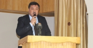 BAŞKAN ÇELEĞEN ÖĞRENCİLERLE KARİYER GÜNLERİNDE BULUŞTU