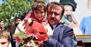 BAŞKAN ERKOÇ 23 NİSAN ÇOCUKLARIYLA…