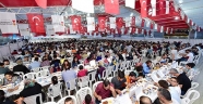 BAŞKAN ERKOÇ İFTAR ÇADIRINDA