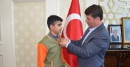 'BAŞKAN OKUMUŞ'TAN TÜRKOĞLU'LU TÜRKİYE BİRİNCİSİNE ÖDÜL..