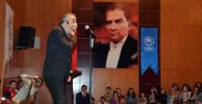 BEKİR DEVELİ ÖNCE GÜLDÜRDÜ SONRA DÜŞÜNDÜRDÜ