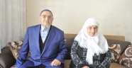 BİR YASTIKTA 71 YIL
