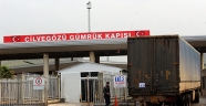 BM'den İdlib'e 45 tır insani yardım