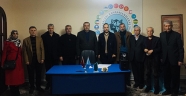 BÜTÜN BAYRAKLAR AZİZDİR, İLLÂKİ TÜRK BAYRAĞI!..