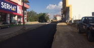 BÜYÜKŞEHİR AFŞİN’DE YOLLARI ASFALTLA BULUŞTURUYOR