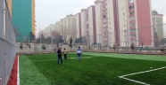 BÜYÜKŞEHİR’DEN HALI SAHA