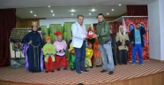 ÇAĞLAYANCERİT BELEDİYESİ ÇOCUKLARI TİYATRODA BULUŞTURDU...