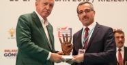 CUMHURBAŞKANI ERDOĞAN’DAN BAŞKAN GÜNGÖR’E ÖDÜL