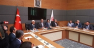 Çünkü bunların üstleri bu emri veriyor