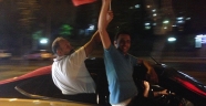 DEMOKRASİYE KONVOYLU DESTEK