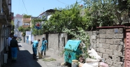 DULKADİROĞLU BELEDİYESİ ÇÖP EVİ TEMİZLEDİ
