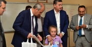 Dulkadiroğlu Belediyesi’nden, 2 bin 500 öğrenciye kırtasiye seti