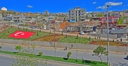 DULKADİROĞLU'NDAN 140 METRE KARELİK TÜRK BAYRAĞI