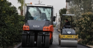 ERDEMLİ SICAK ASFALTLA BULUŞMAYA DEVAM EDİYOR