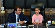 ERKOÇ: “GENÇLERİMİZLE GURUR DUYUYORUM”