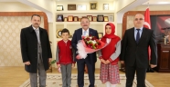 GÜVEN KOLTUĞU BUSENUR KILIÇ’A TESLİM ETTİ.