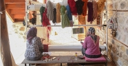 HALI DOKUMA KURSU EV HANIMLARINA UMUT OLDU
