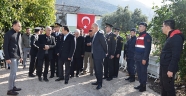 İdlib'de şehit olan Uzman Onbaşı Korkmaz'ın Antalya'daki ailesine acı haber verildi