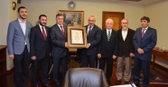 İGİAD Yöneticileri Rektör Deveci’yi Ziyaret Etti