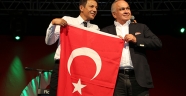 İKİ BAYRAM BİR ARADA